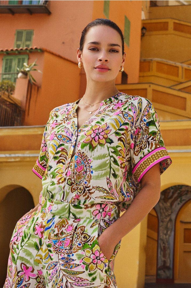 EsQualo beige dames blouse | Sfeerbeeld, In situatie