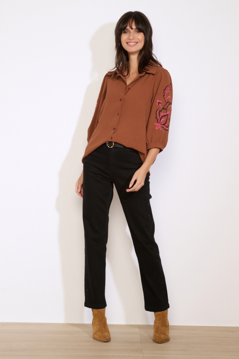 LolaLiza bruine dames blouse | Model