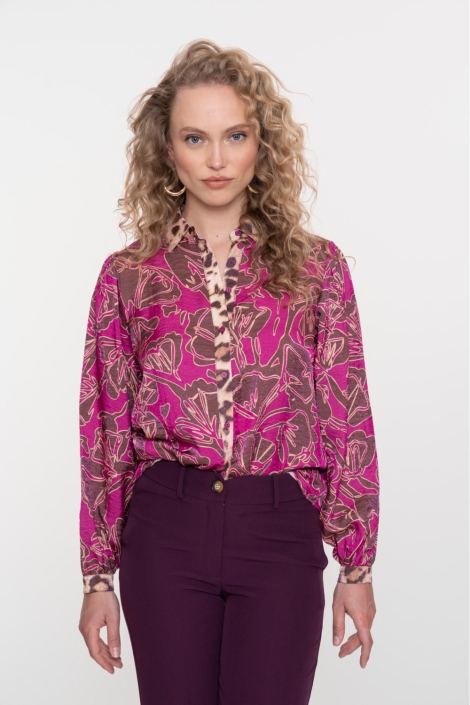 Geisha paarse dames blouse | Model vooraanzicht