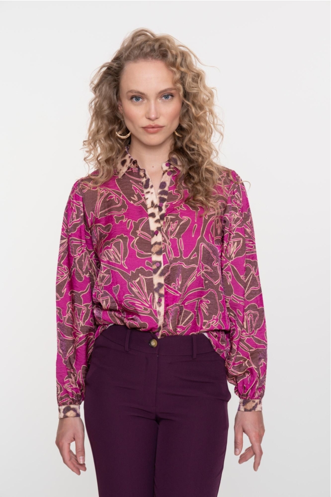 Geisha paarse dames blouse | Model vooraanzicht