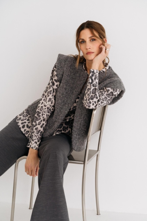 Maicazz grijze dames blouse | Model