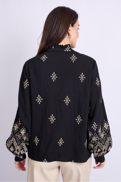 C&S The Label zwarte dames blouse | Model achteraanzicht