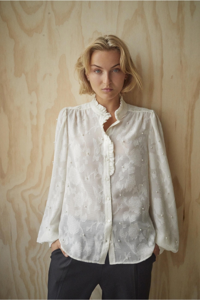 SisterS point beige dames blouse | Sfeerbeeld, In situatie