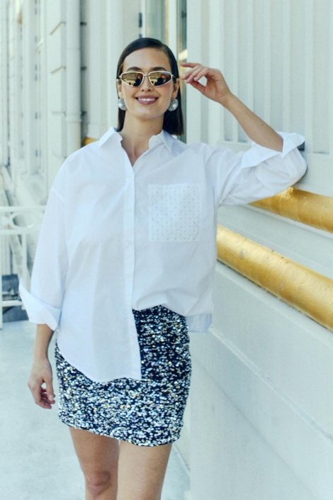 Freequent witte dames blouse | Model vooraanzicht