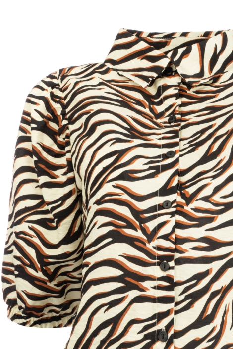 NED bruine dames blouse | Close up