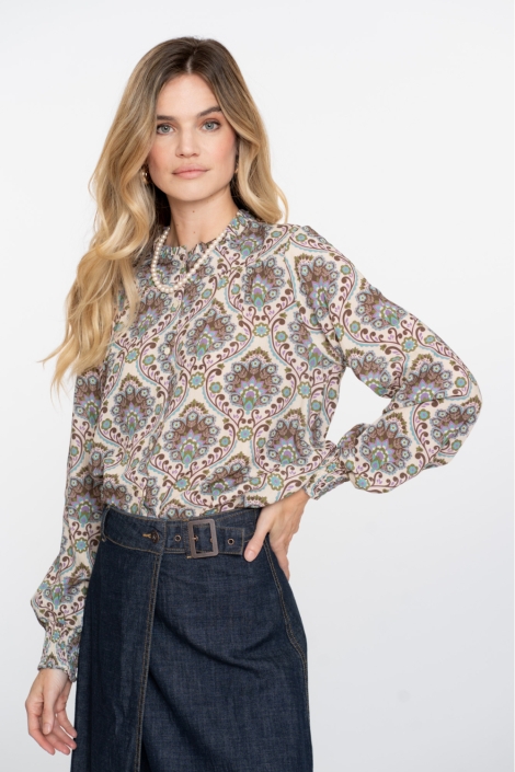 Geisha blauwe dames blouse | Model vooraanzicht