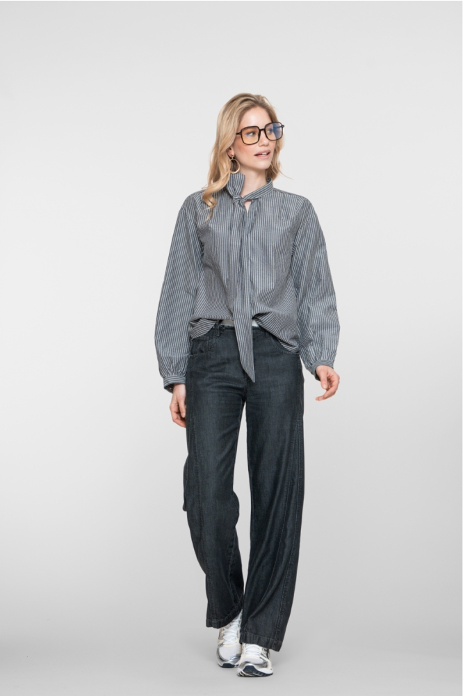 Geisha grijze dames blouse | Model