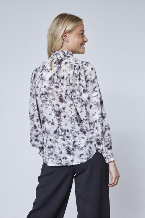 SisterS point grijze dames blouse | Model achteraanzicht