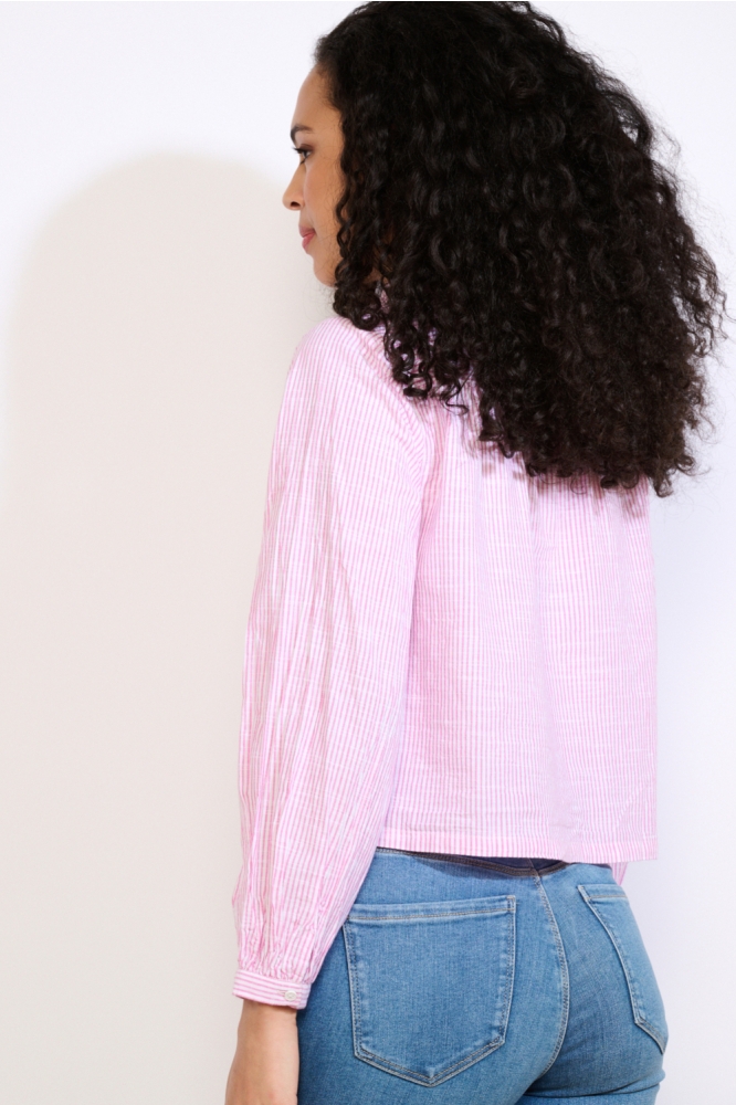 LolaLiza roze dames blouse | Model achteraanzicht