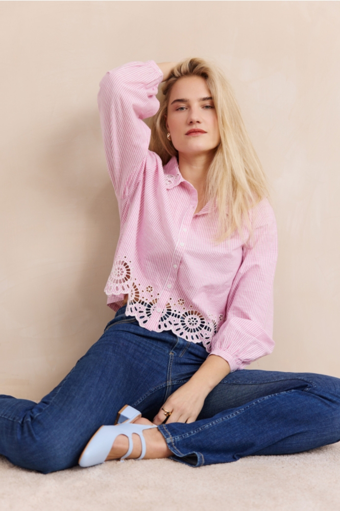 LolaLiza roze dames blouse | Sfeerbeeld, In situatie