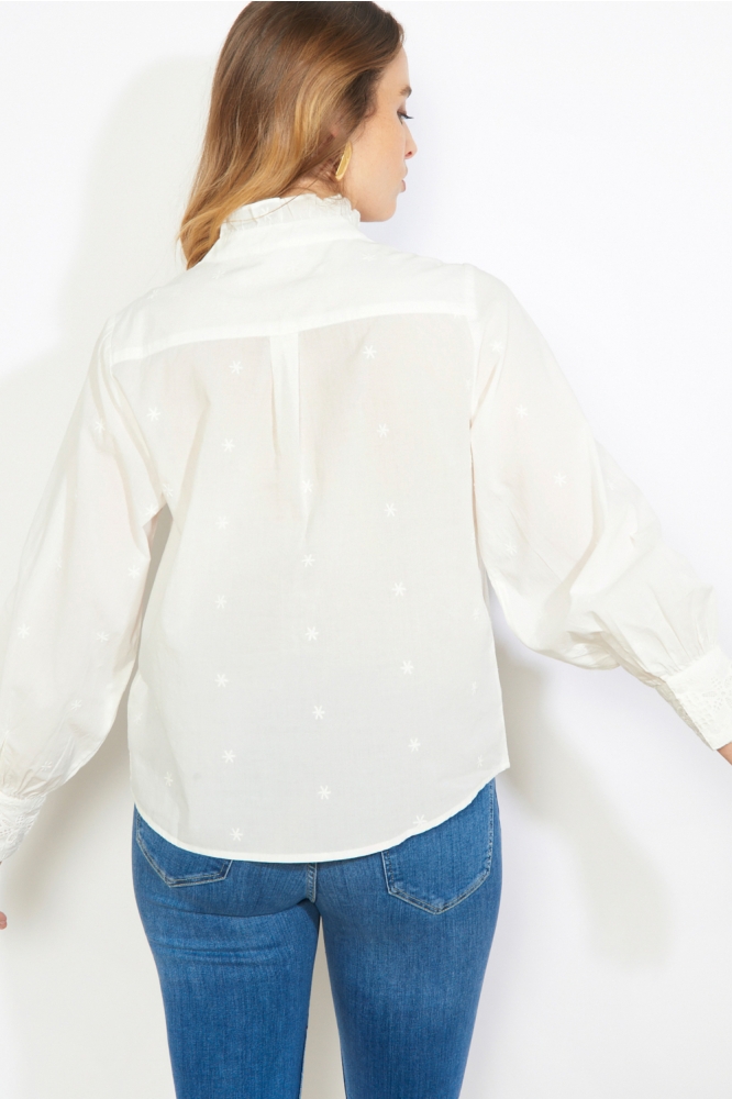 LolaLiza witte dames blouse | Model achteraanzicht