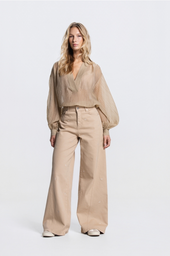 Juffrouw Jansen zand dames blouse | Model