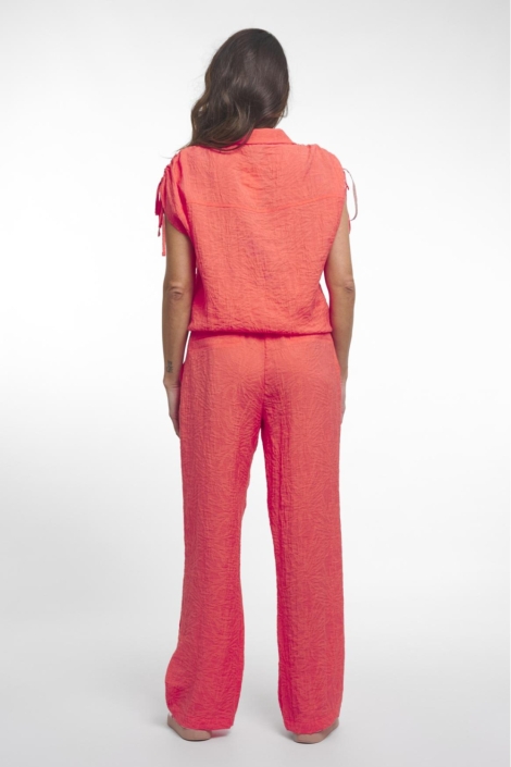 Zoso oranje dames blouse | Model achteraanzicht