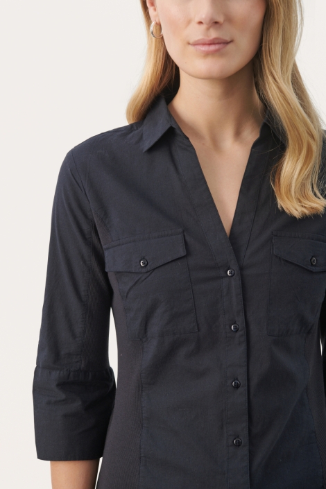 Part Two blauwe dames blouse | Close up