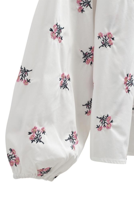 Freequent witte dames blouse | Close up