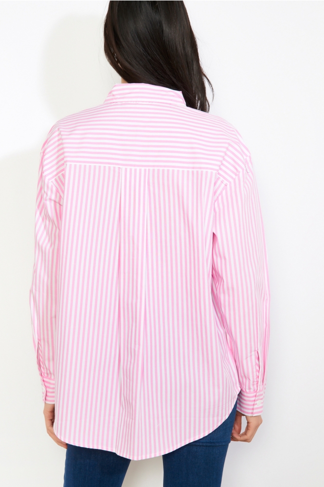 LolaLiza roze dames blouse | Model achteraanzicht