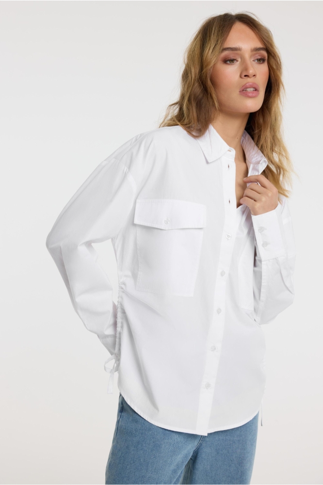 Refined Department witte dames blouse | Model vooraanzicht