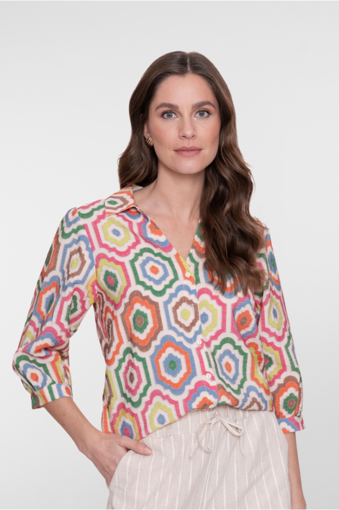 Geisha multi color dames blouse | Model vooraanzicht