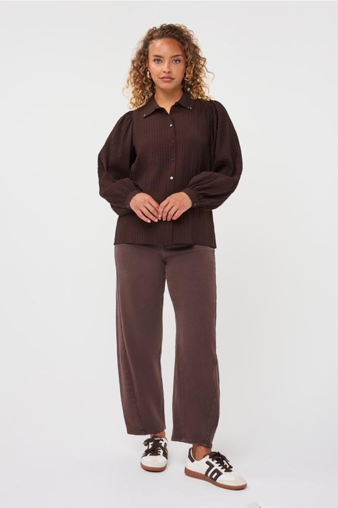 EsQualo bruine dames blouse | Model