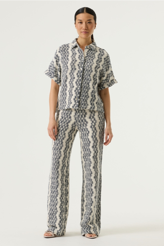 Garcia ecru dames blouse | Model