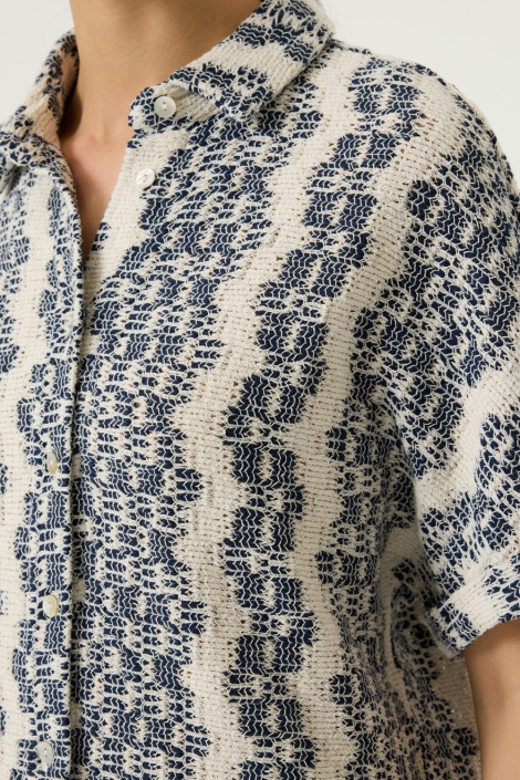 Garcia ecru dames blouse | Close up