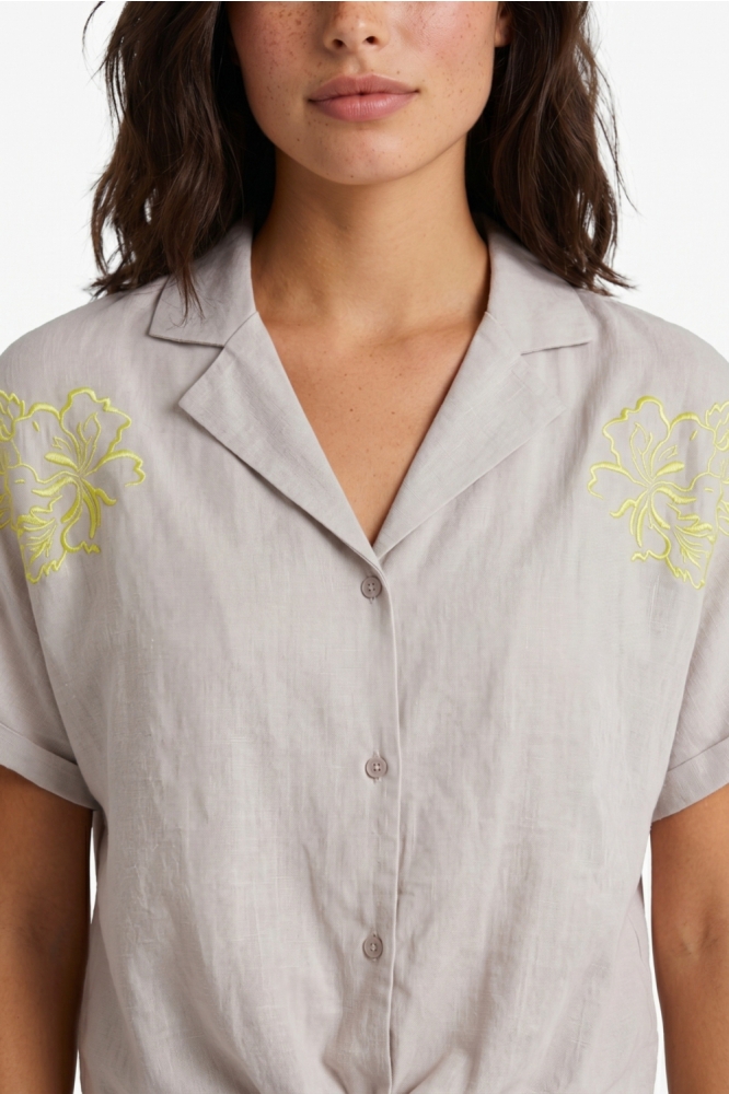 Fluresk taupe dames blouse | Close up