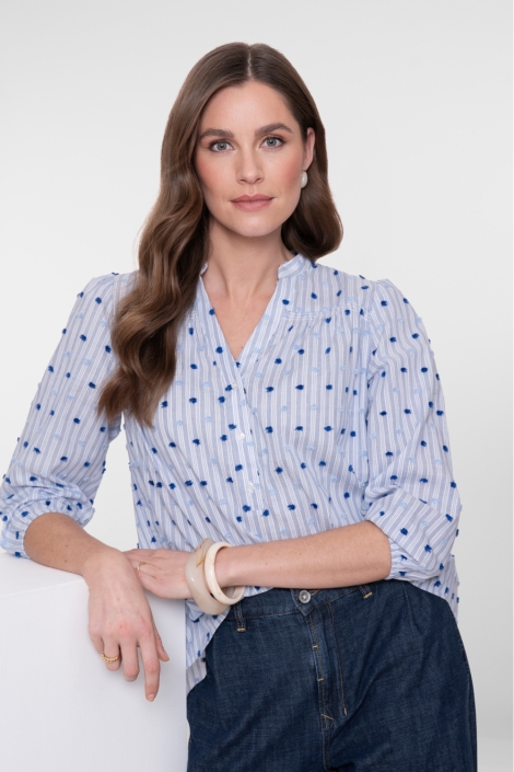 Geisha blauwe dames blouse | Model vooraanzicht