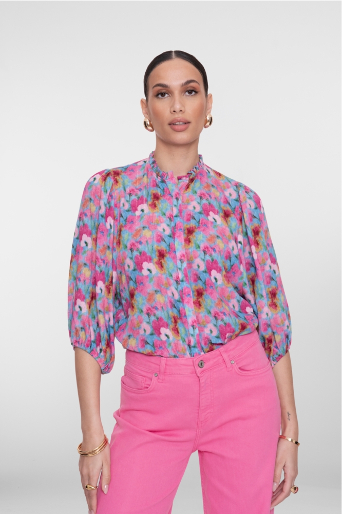 Geisha roze dames blouse | Model vooraanzicht