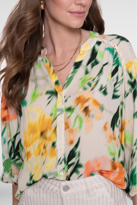 Geisha multi color dames blouse | Model vooraanzicht