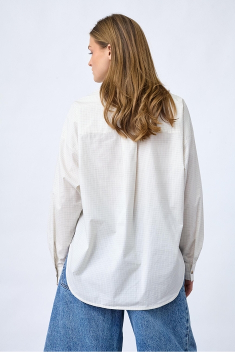 SisterS point witte dames blouse | Model achteraanzicht