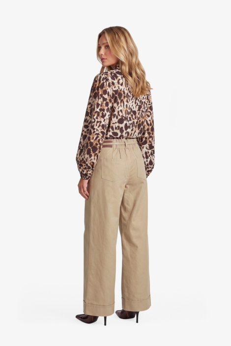 Fluresk camel dames blouse | Model