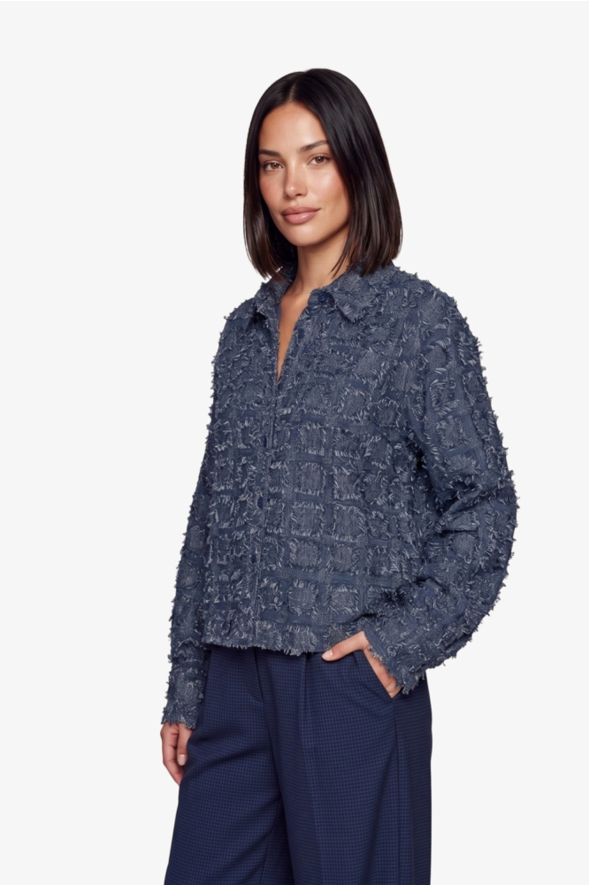 Fluresk blauwe dames blouse | Model
