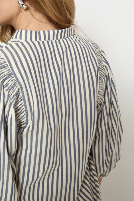 Peppercorn ecru dames blouse | 