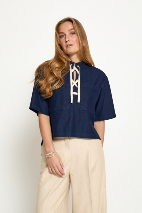 Peppercorn blauwe dames blouse | Model