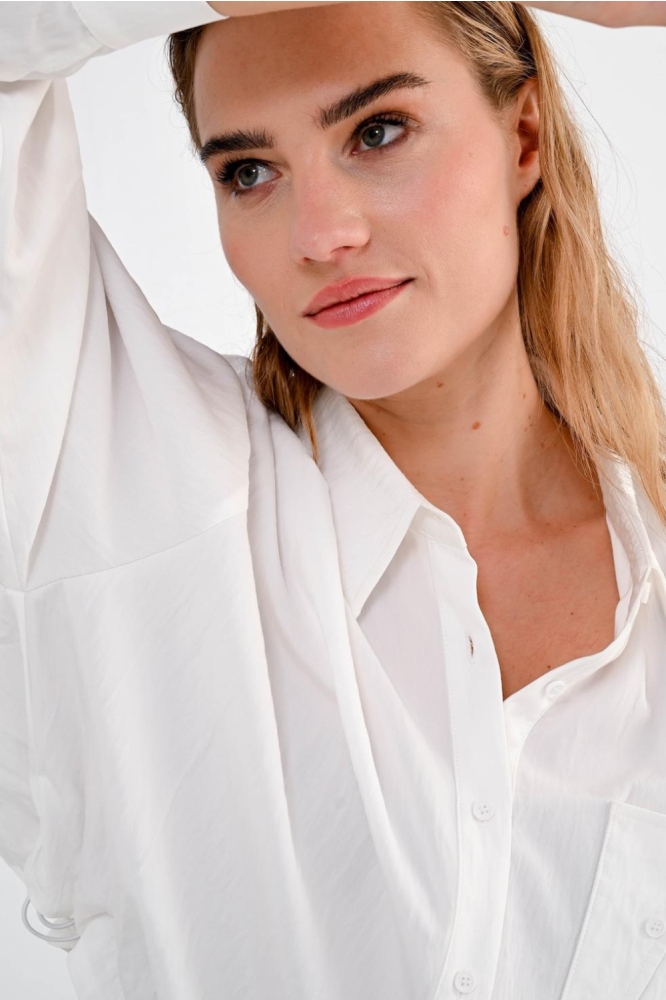 Maicazz ecru dames blouse | Close up