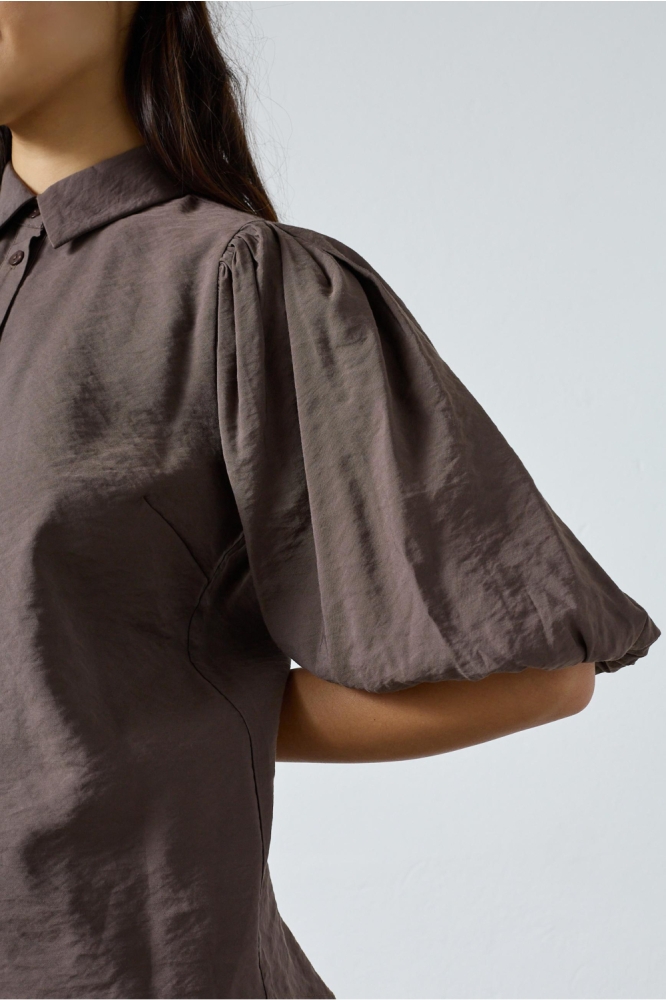 SisterS point bruine dames blouse | Close up