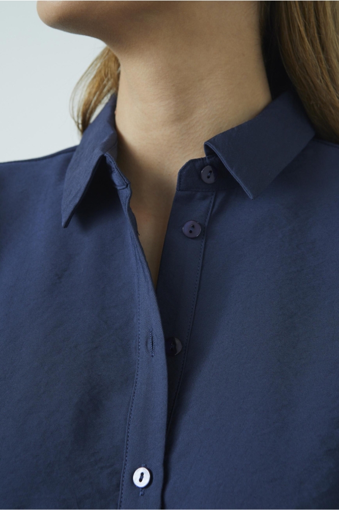 SisterS point blauwe dames blouse | Close up