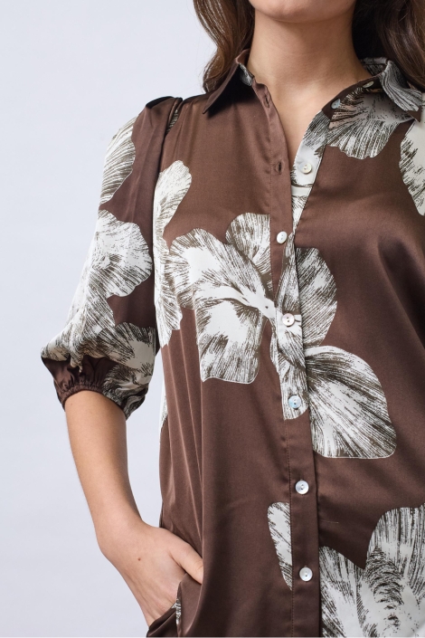SisterS point bruine dames blouse | Close up