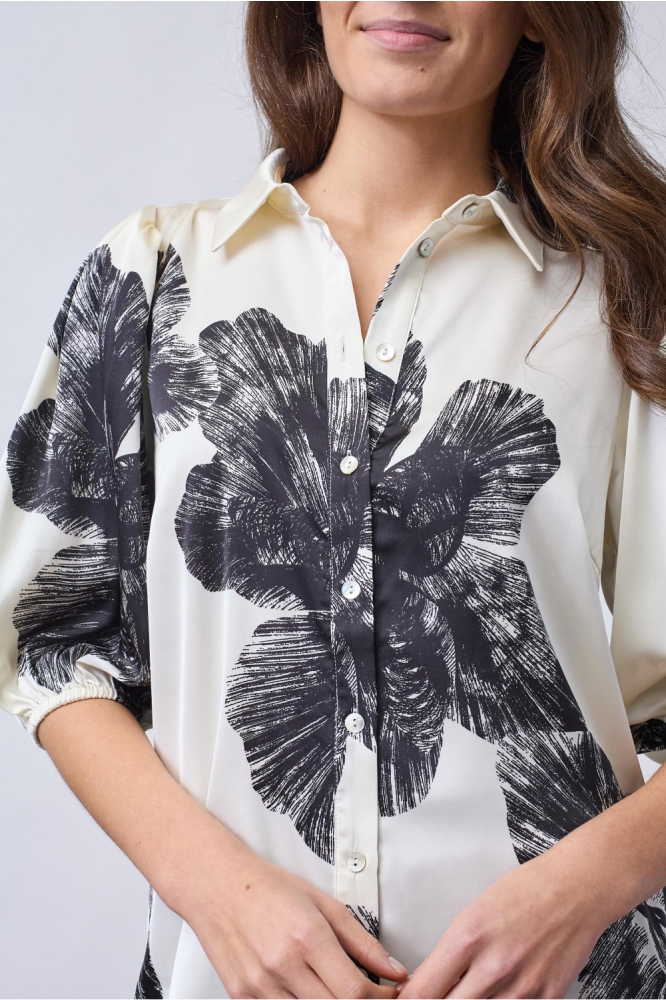 SisterS point beige dames blouse | Close up