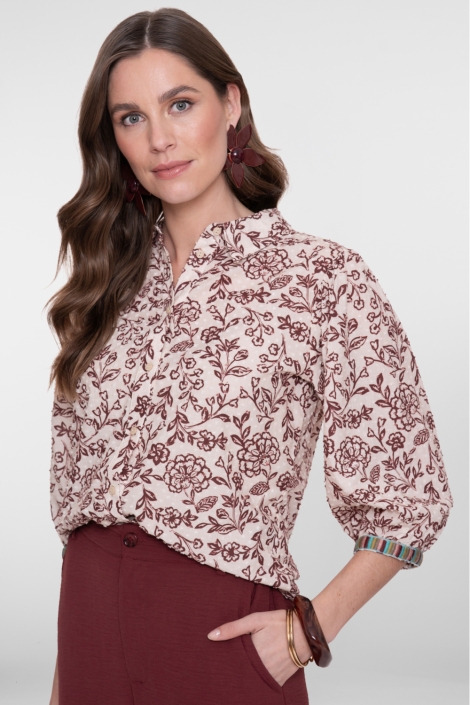 Geisha bordeaux dames blouse | Model zijaanzicht