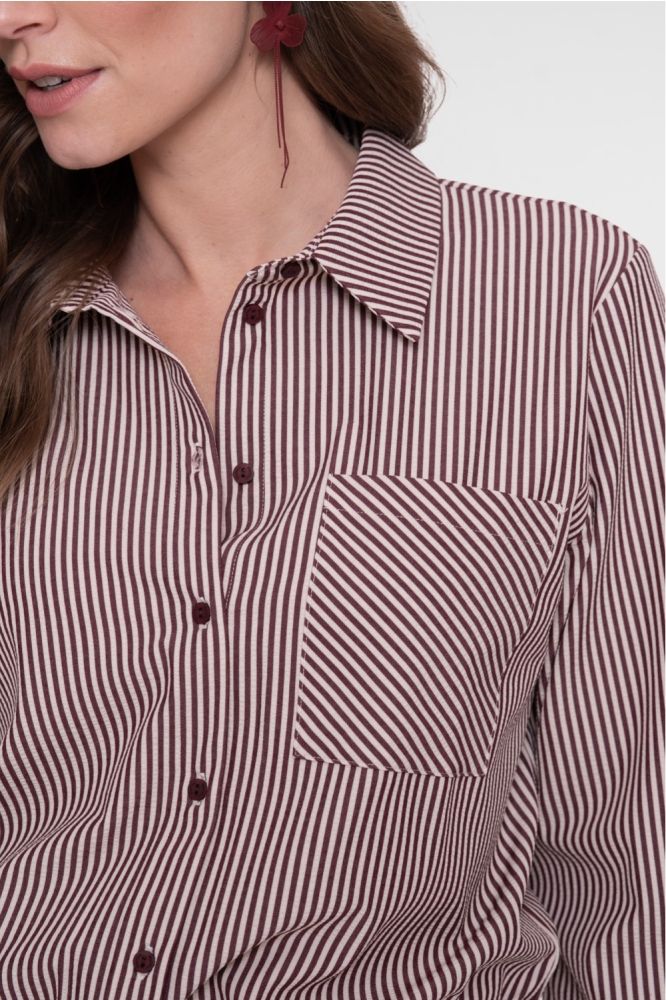 Geisha bordeaux dames blouse | Close up