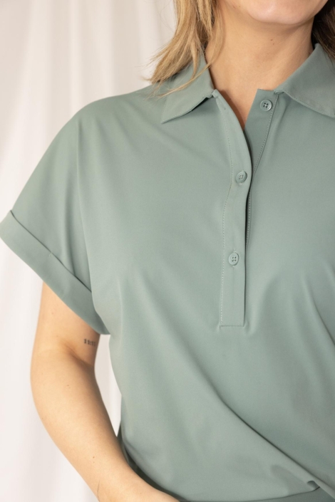 Kimara groene dames blouse | Close up