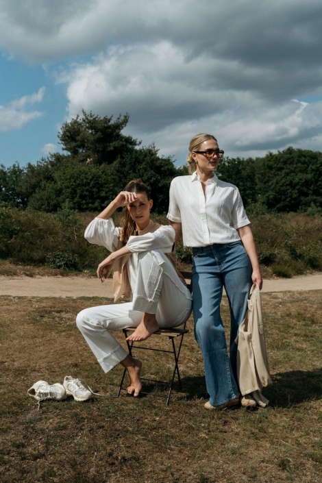 Maicazz ecru dames blouse | Sfeerbeeld, In situatie