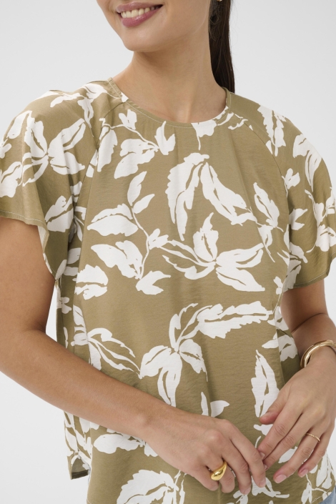 Kaffe camel dames blouse | Close up