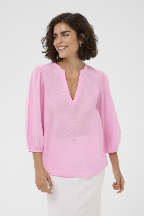 Kaffe roze dames blouse | Model vooraanzicht