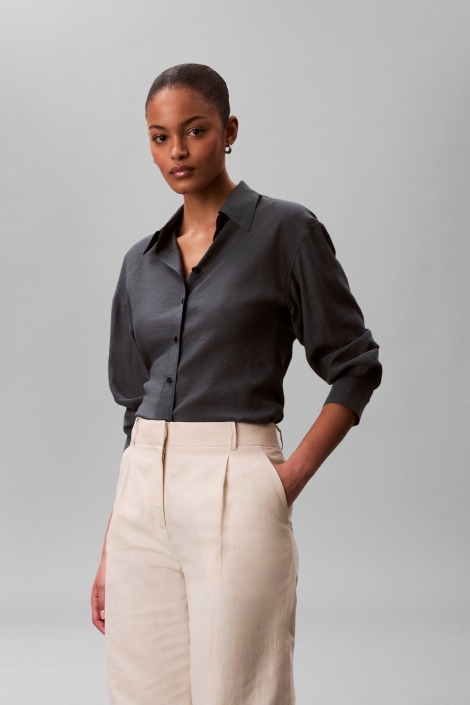 Calvin Klein blauwe dames blouse | Model vooraanzicht