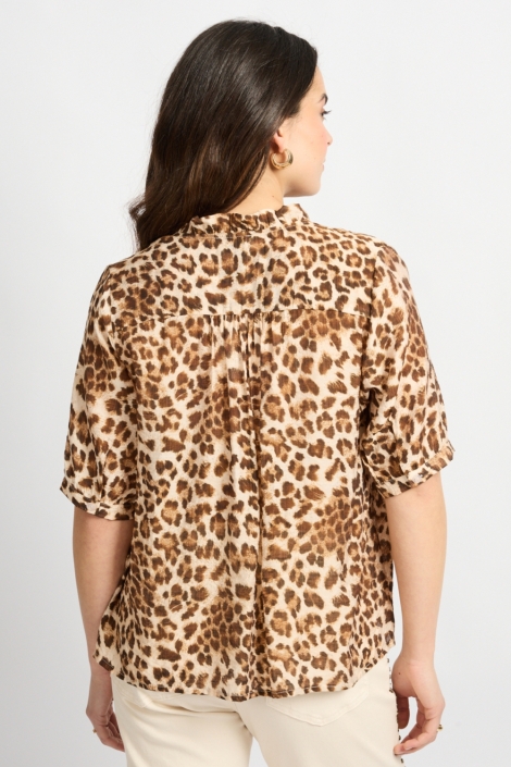 C&S The Label camel dames blouse | Model achteraanzicht