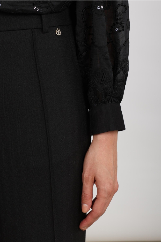 Nukus zwarte dames blouse | Kleurstaal
