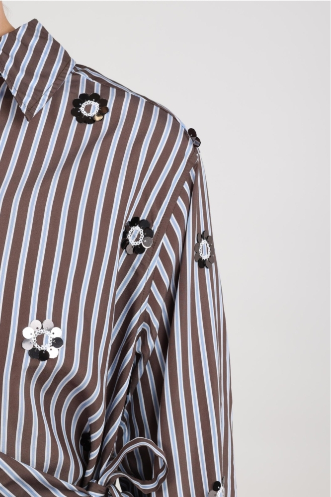 Nukus bruine dames blouse | Kleurstaal