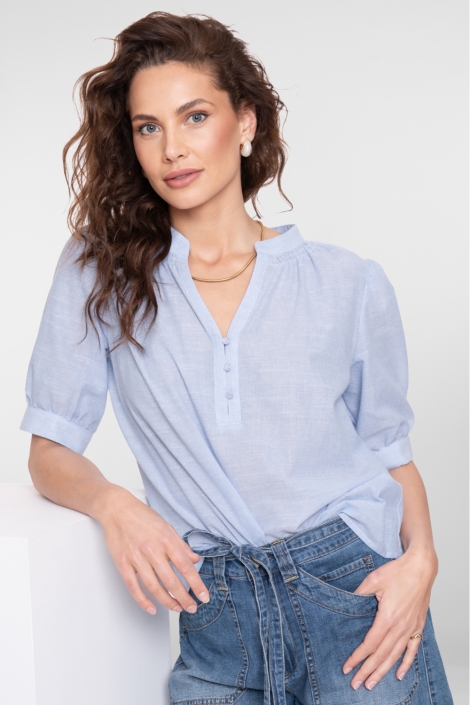 Geisha blauwe dames blouse | Model vooraanzicht